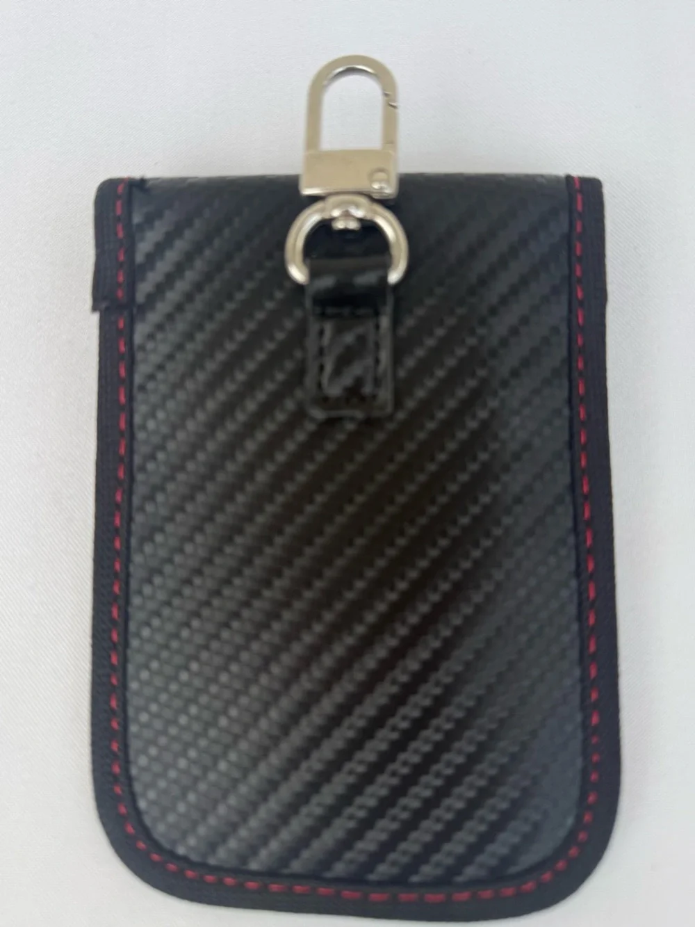 🔐🚗 RFID Signal Blocking Key Fob Pouch – Anti-Theft Protection! 🛡️📱